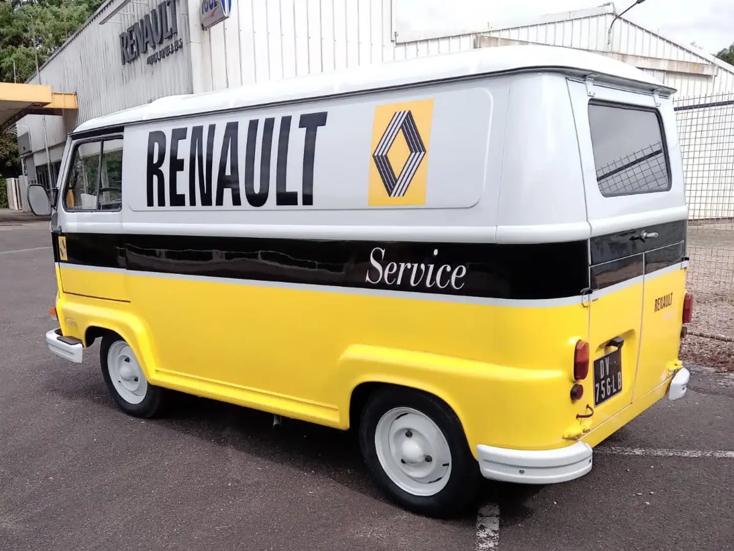 Oldtimer Renault R2136 Weiß - 2