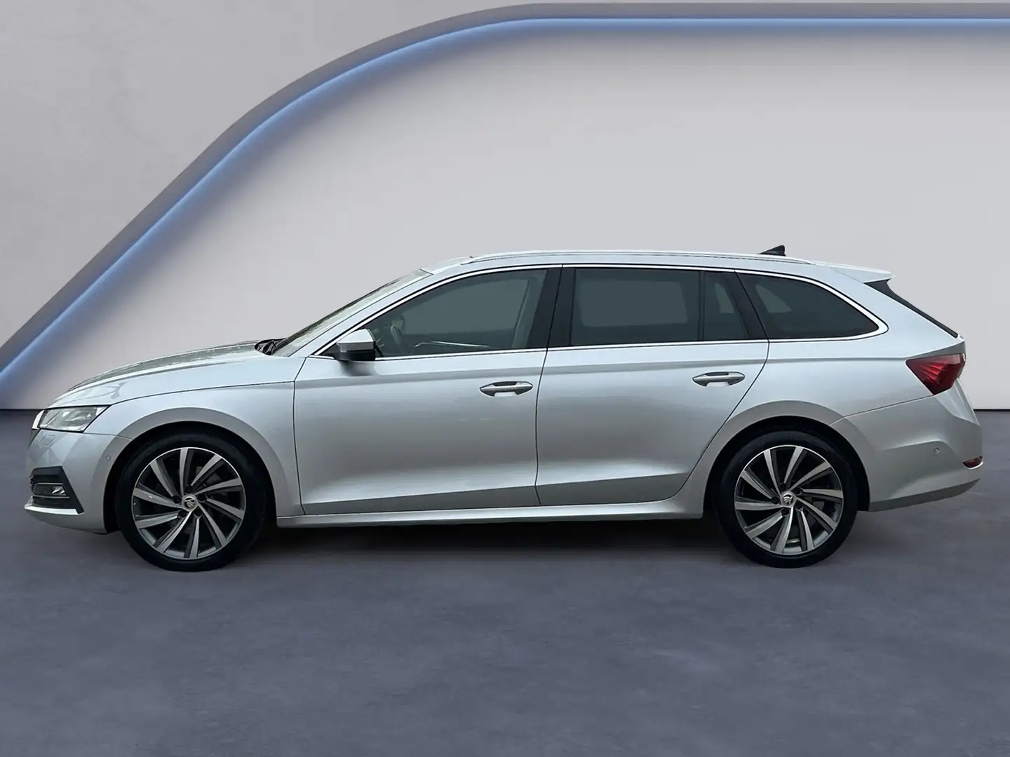 Skoda Octavia Combi 2.0TDI DSG Style LED+NAVI+AHK+HUD+ Argento - 2