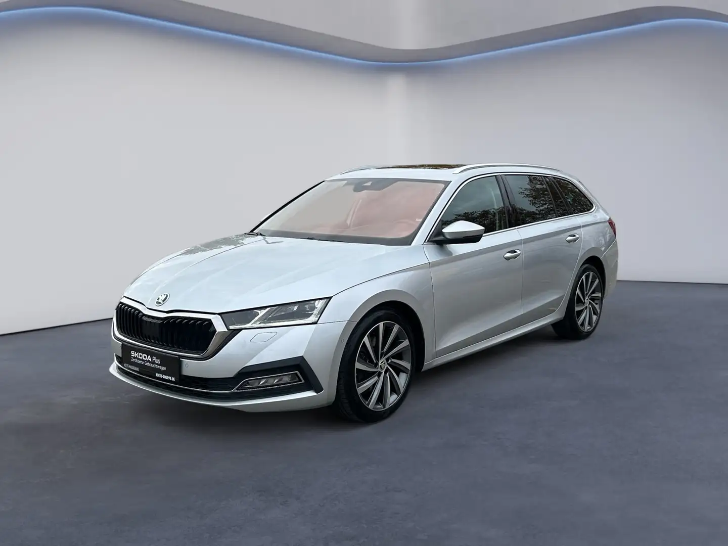 Skoda Octavia Combi 2.0TDI DSG Style LED+NAVI+AHK+HUD+ Argento - 1