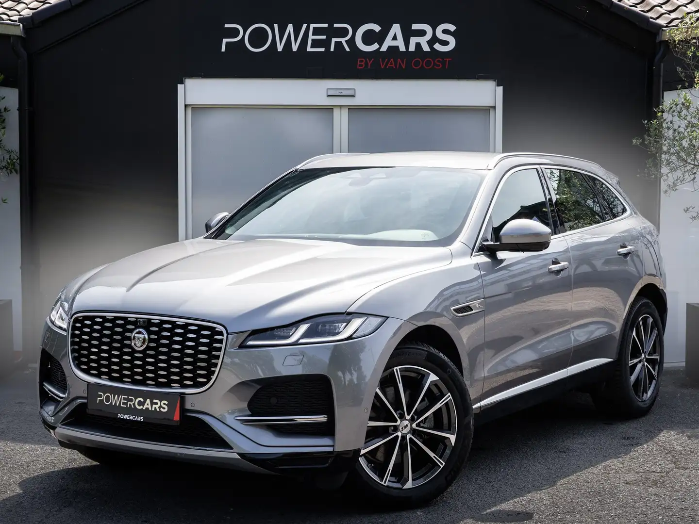 Jaguar F-Pace P250 | AWD | Leder | 360 | 20" Gris - 1