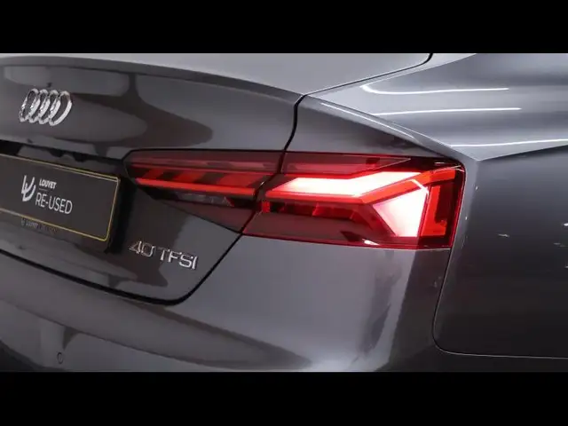 Audi A5 view 9
