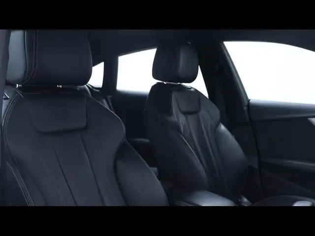 Audi A5 view 12