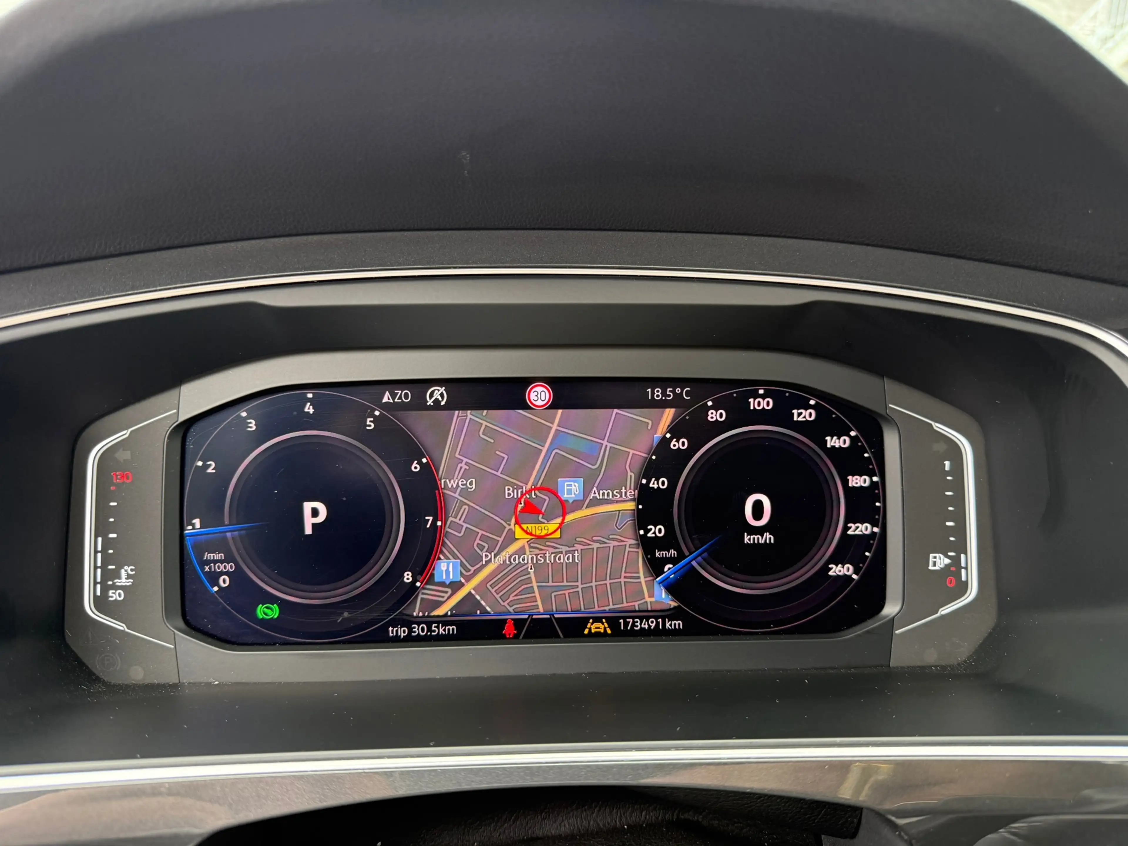 Volkswagen Tiguan 1.5 TSI ACT Highline Business R — photo 9