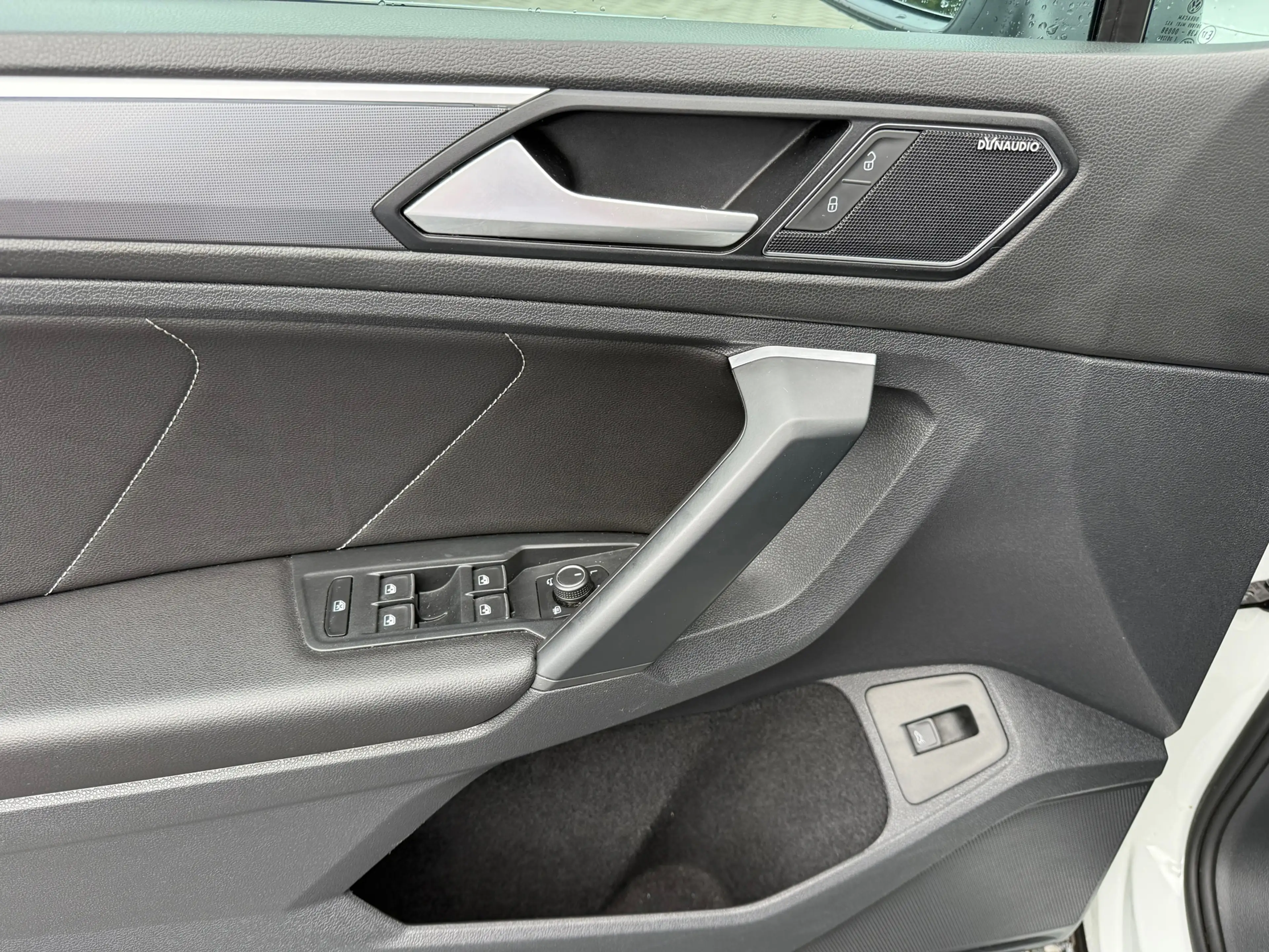 Volkswagen Tiguan 1.5 TSI ACT Highline Business R — photo 6