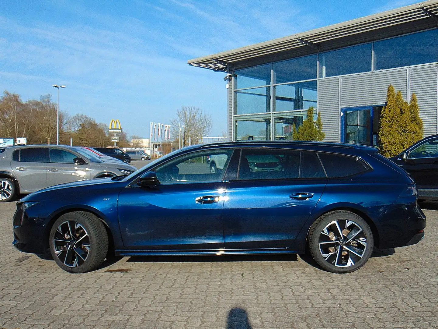 Peugeot 508 SW GT 130 EAT8 - Night Vision - Leder - 360° Blau - 2