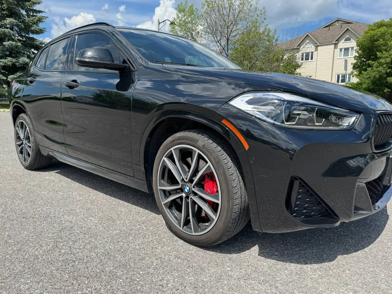 BMW X2 photo BMW X2