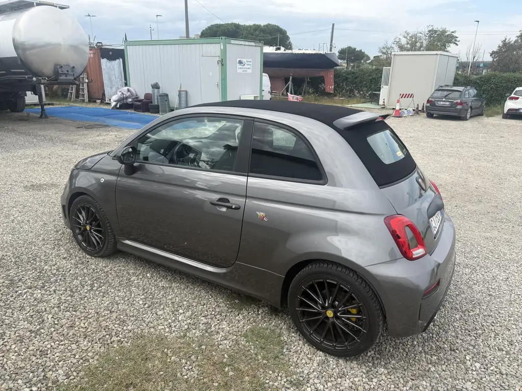 Abarth 595C 2022 из Европы — купить под ключ