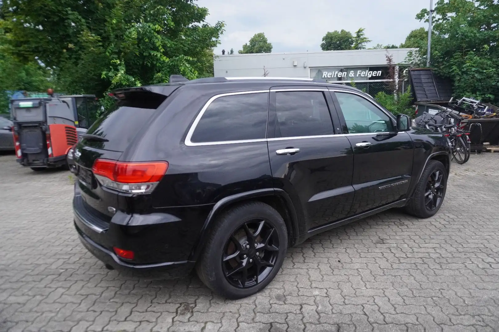 Jeep Grand Cherokee 3.0 Overland *MOTORSCHADEN Schwarz - 2