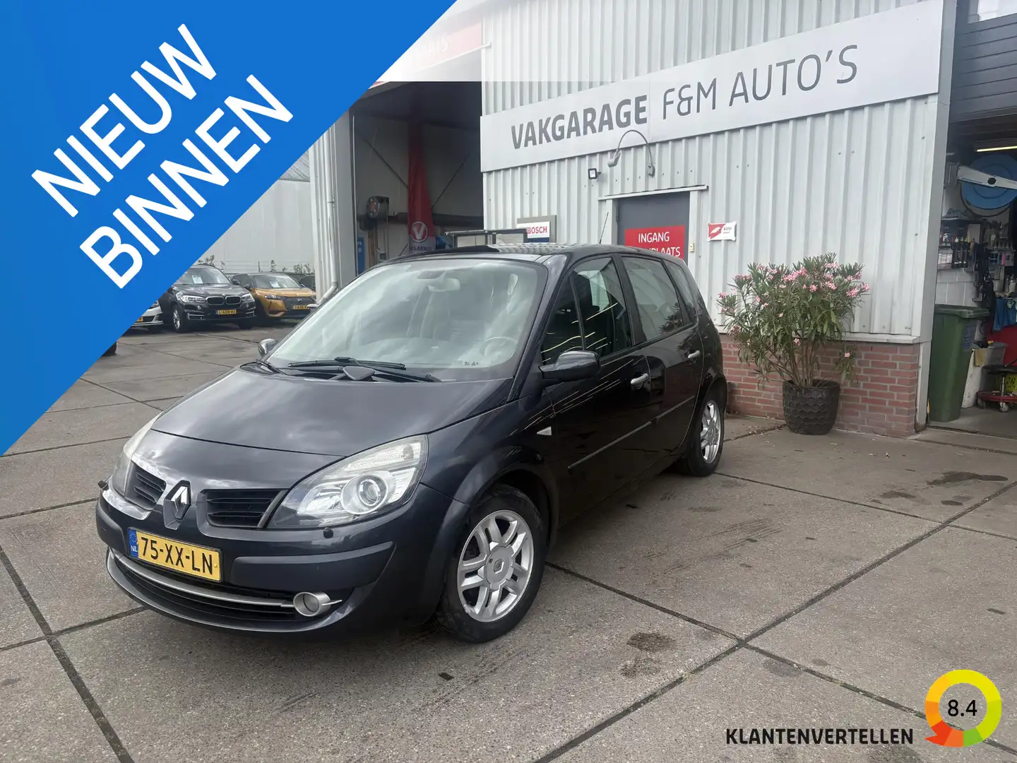 Renault Scenic 1.6-16V Tech Line Šedá - 1