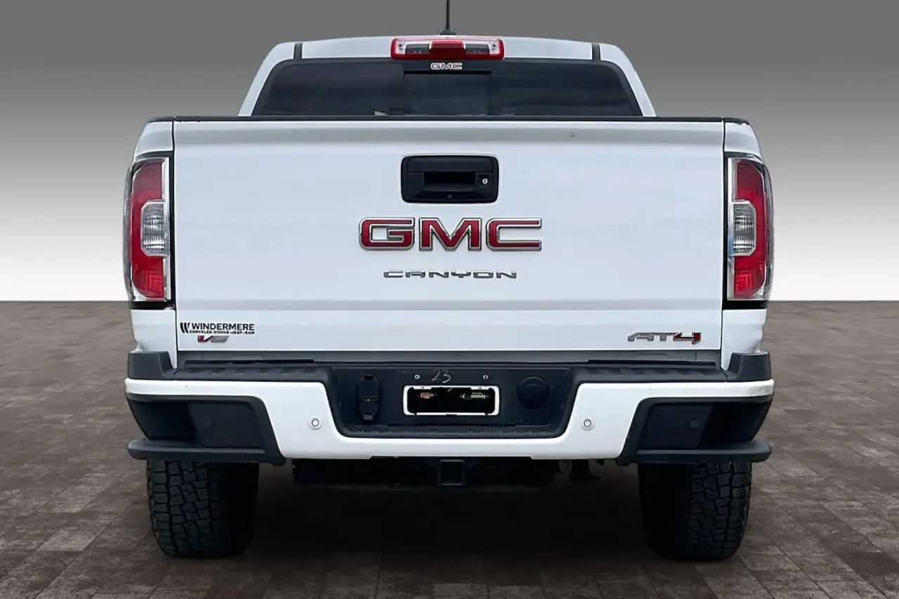 GMC Canyon снимка GMC Canyon