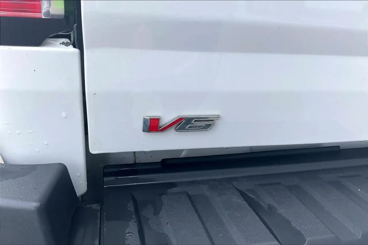 GMC Canyon снимка GMC Canyon