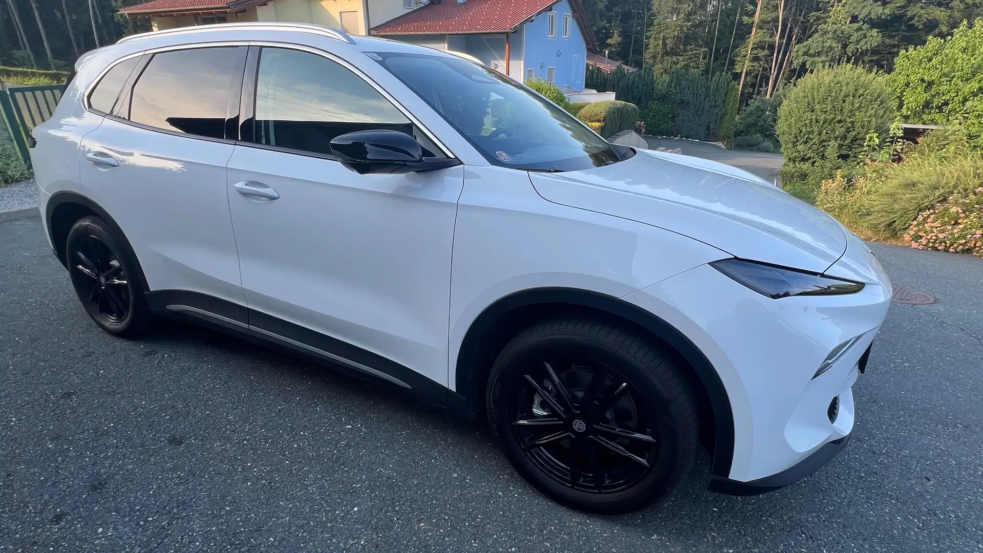 MG MGS5 EV MGS5 EV Luxury 64 kWh Long Range Luxury Weiß - 2