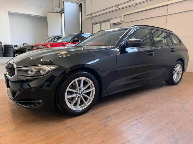 BMW 318 318d Touring mhev 48V auto GANCIO TRAINO PERFETTA