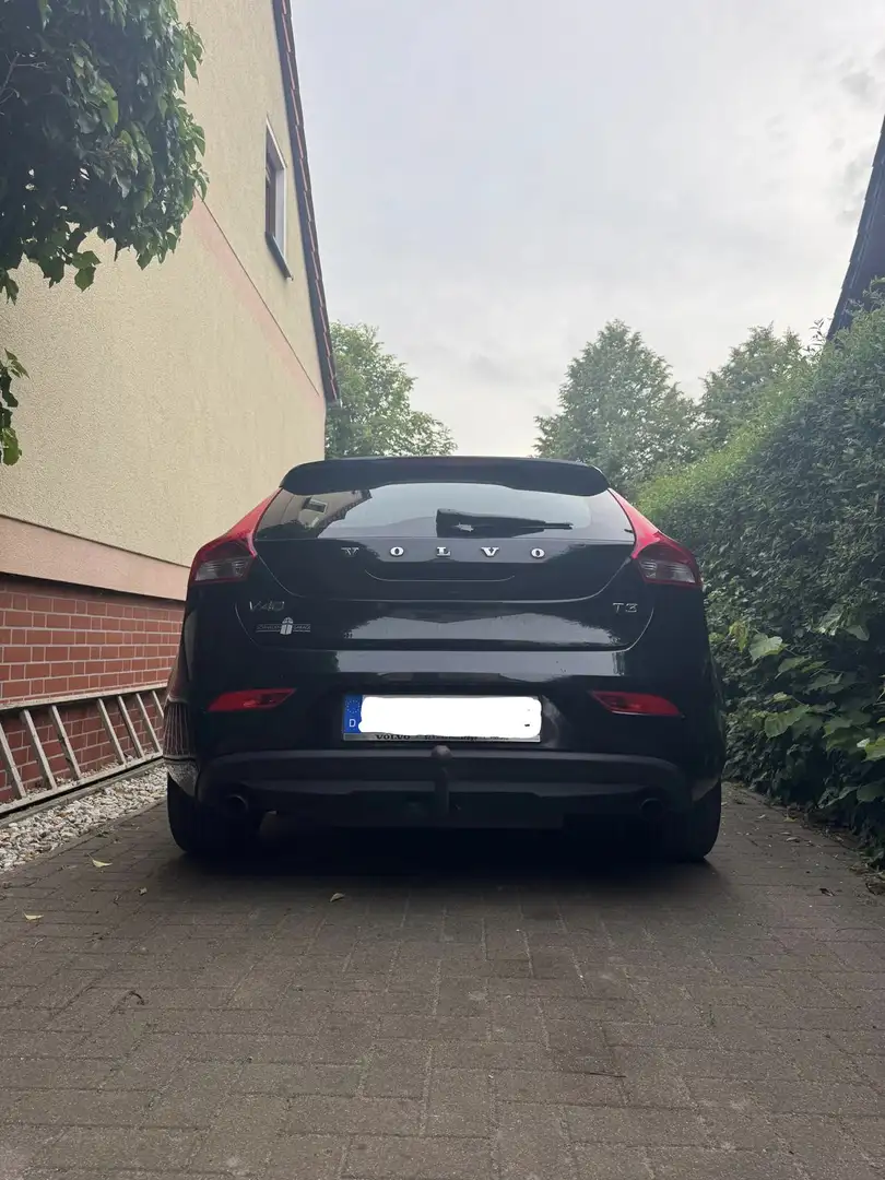 Volvo V40 Basis Schwarz - 2
