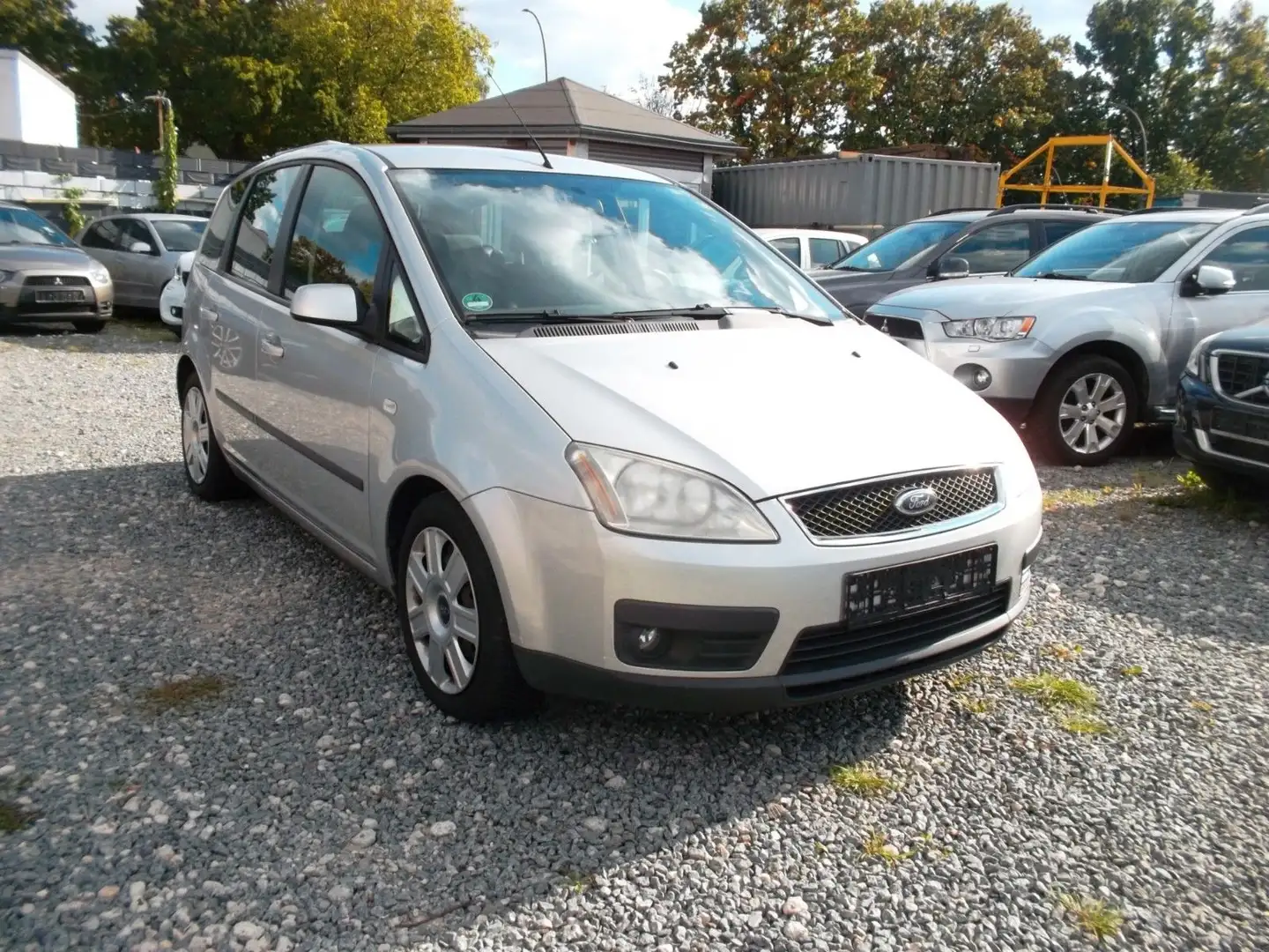 Ford Focus C-MAX 1,8 Trend, Automatik Silber - 2