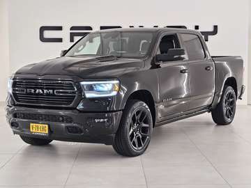 5.7 V8 Hemi 4x4 Crew Cab Sport