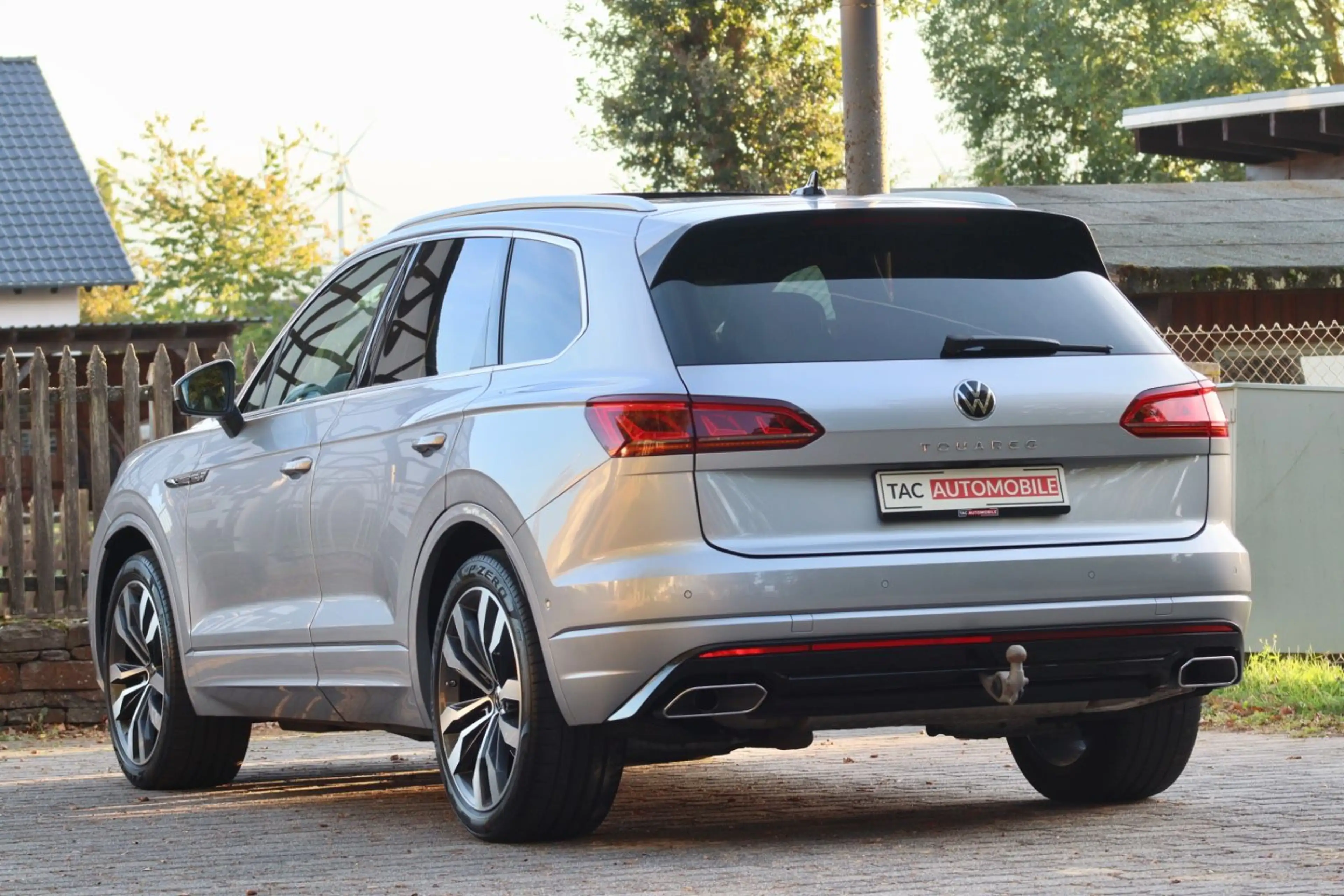 Volkswagen Touareg 2x R-Line 4MO MATRX*LUFT*PANO*AHK*VOLL!* — photo 21
