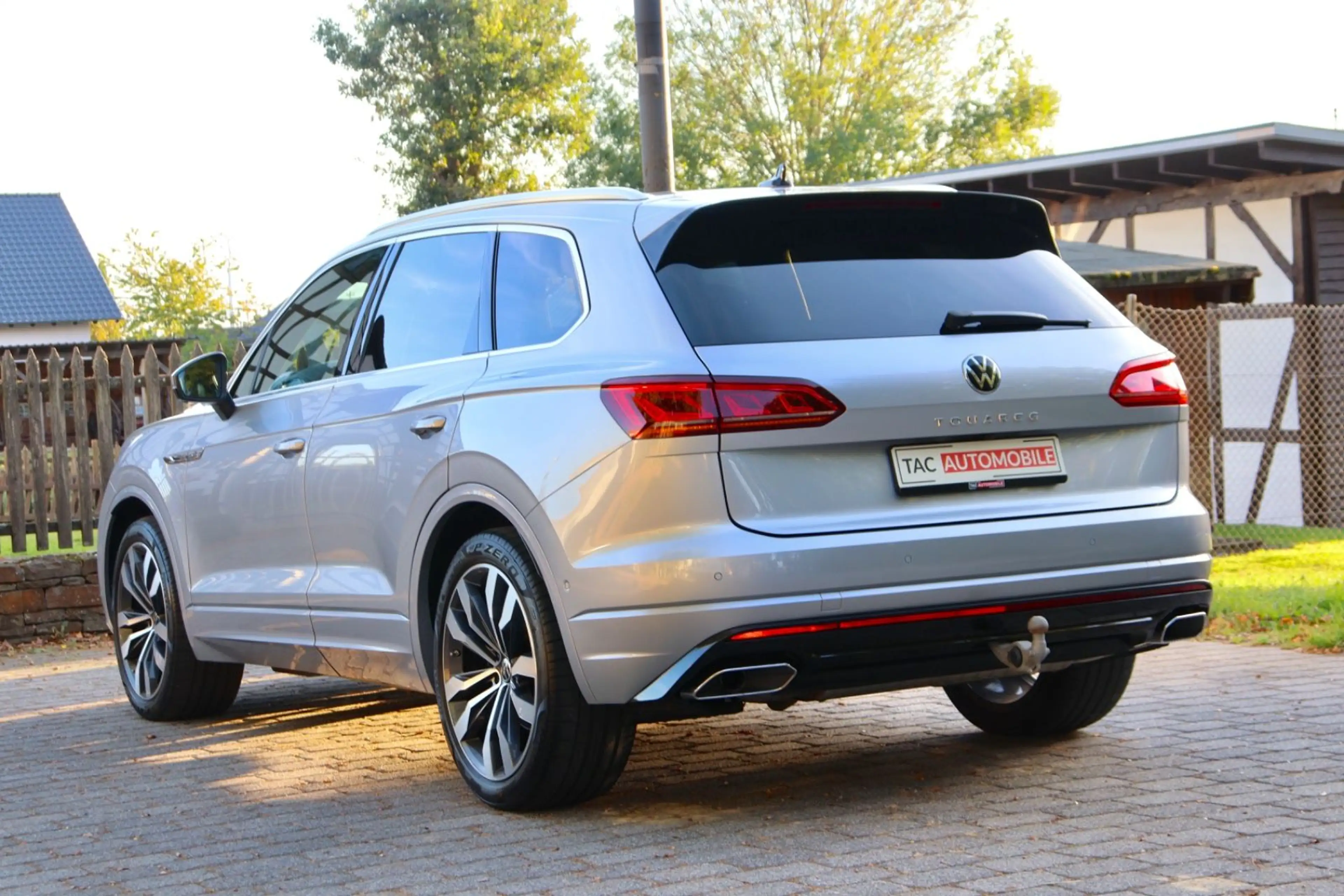 Volkswagen Touareg 2x R-Line 4MO MATRX*LUFT*PANO*AHK*VOLL!* — photo 16