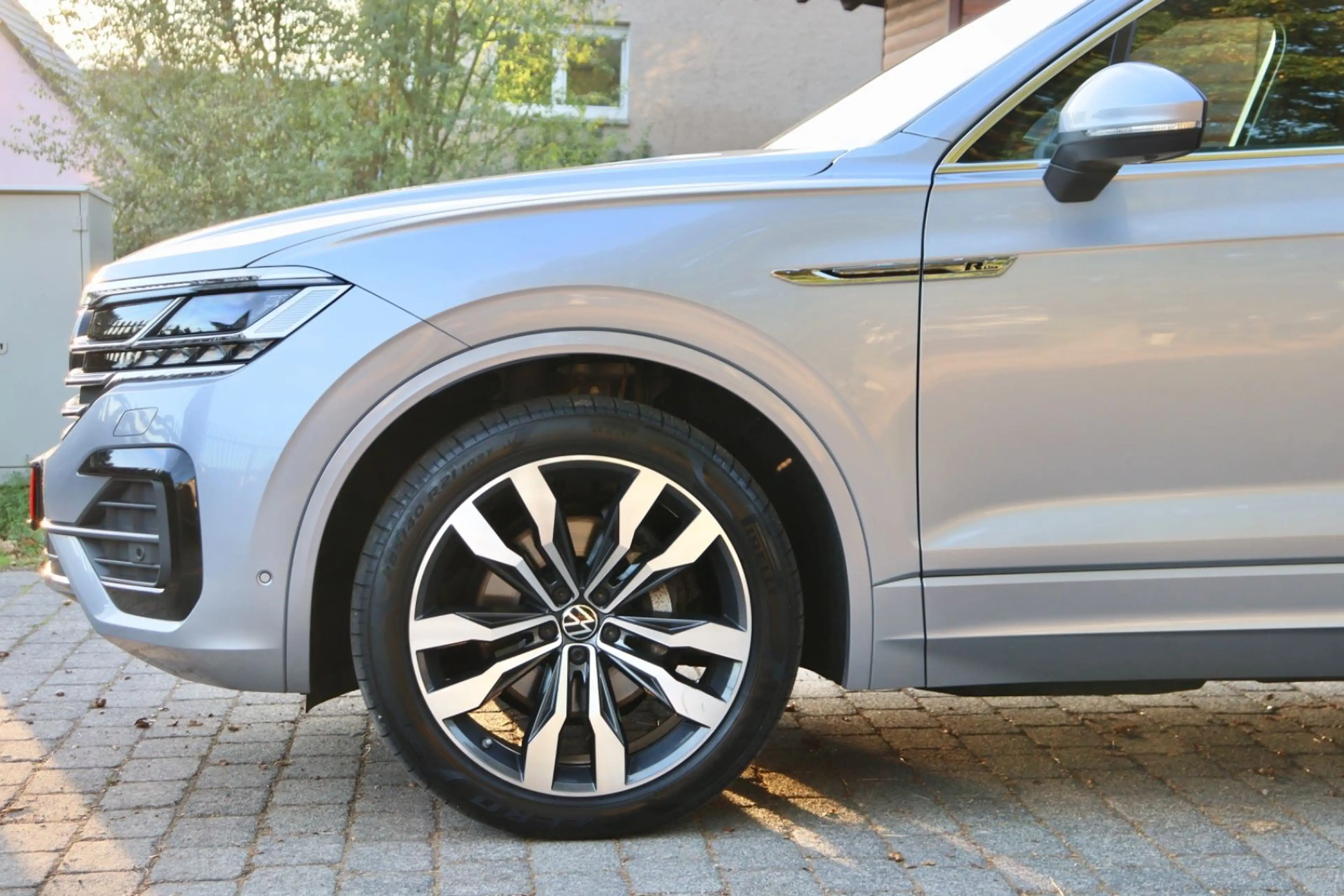 Volkswagen Touareg 2x R-Line 4MO MATRX*LUFT*PANO*AHK*VOLL!* — photo 20