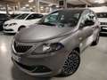 Lancia Ypsilon 1.0 70cv Hybrid Platino PROMO Gris - thumbnail 2