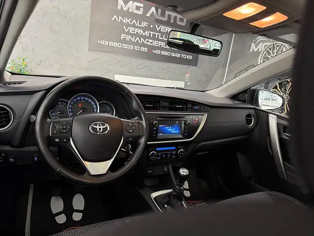 Toyota Auris view 20