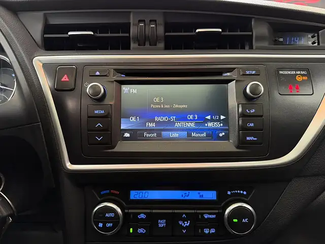 Toyota Auris view 26
