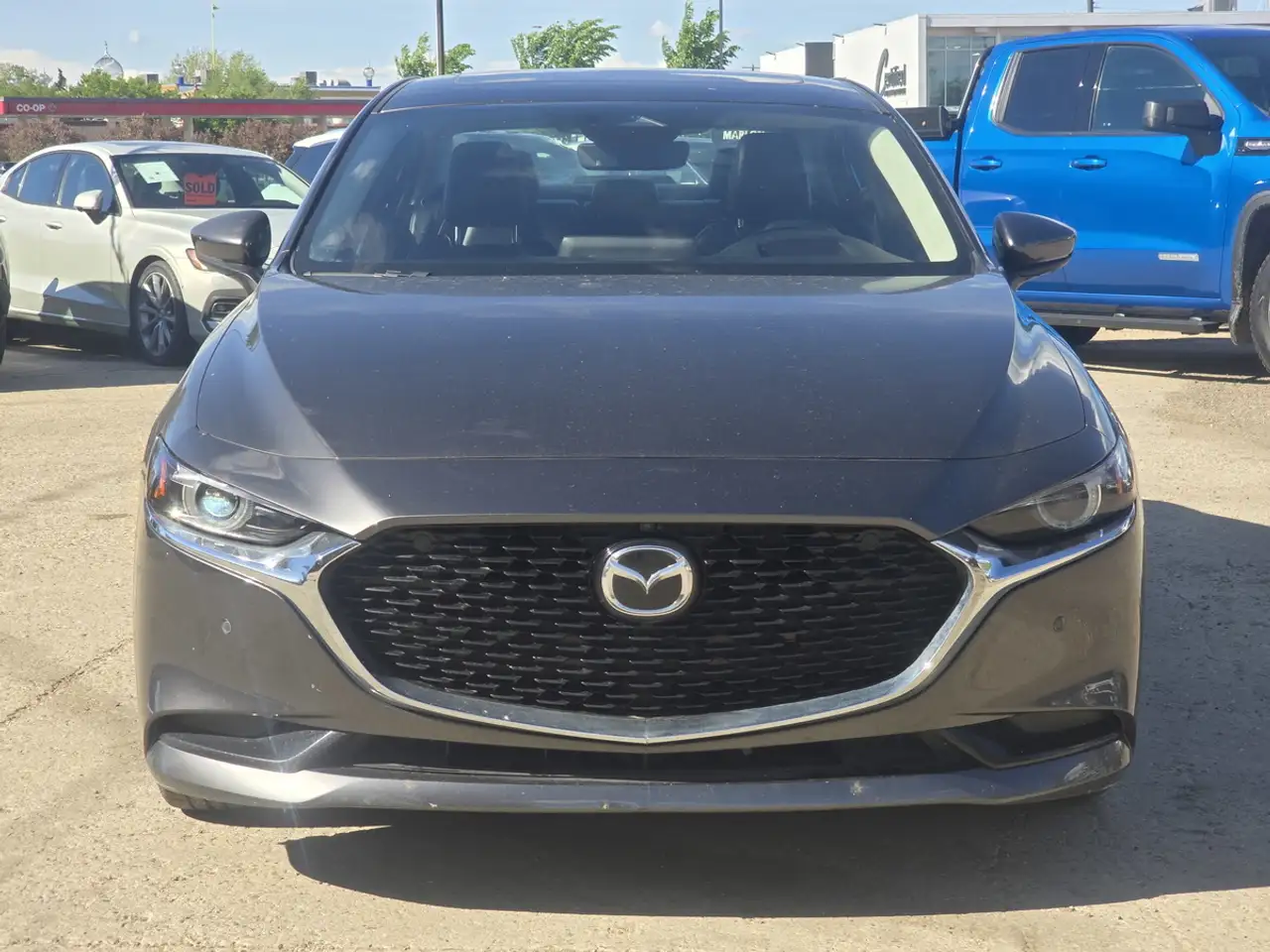 Mazda 3 снимка Mazda 3