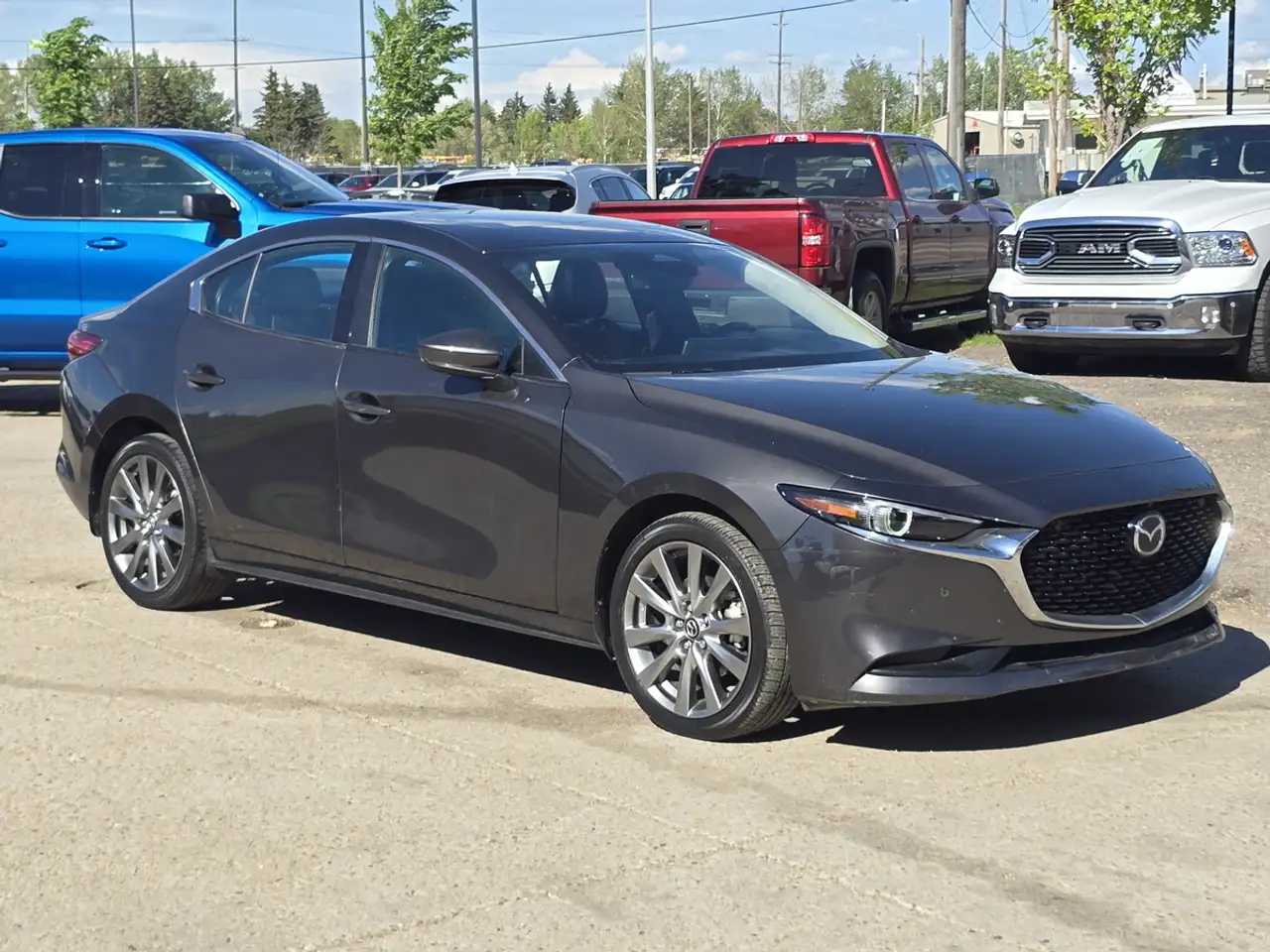 Mazda 3 снимка Mazda 3