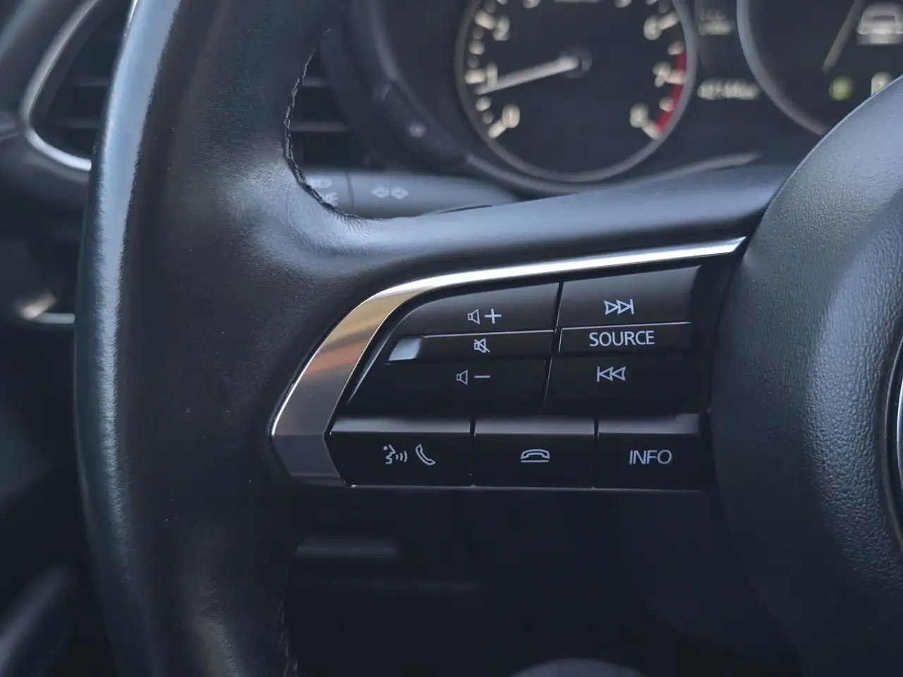 Mazda 3 снимка Mazda 3