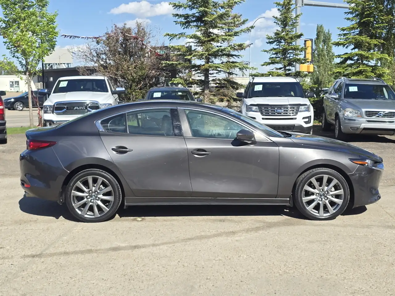 Mazda 3 снимка Mazda 3