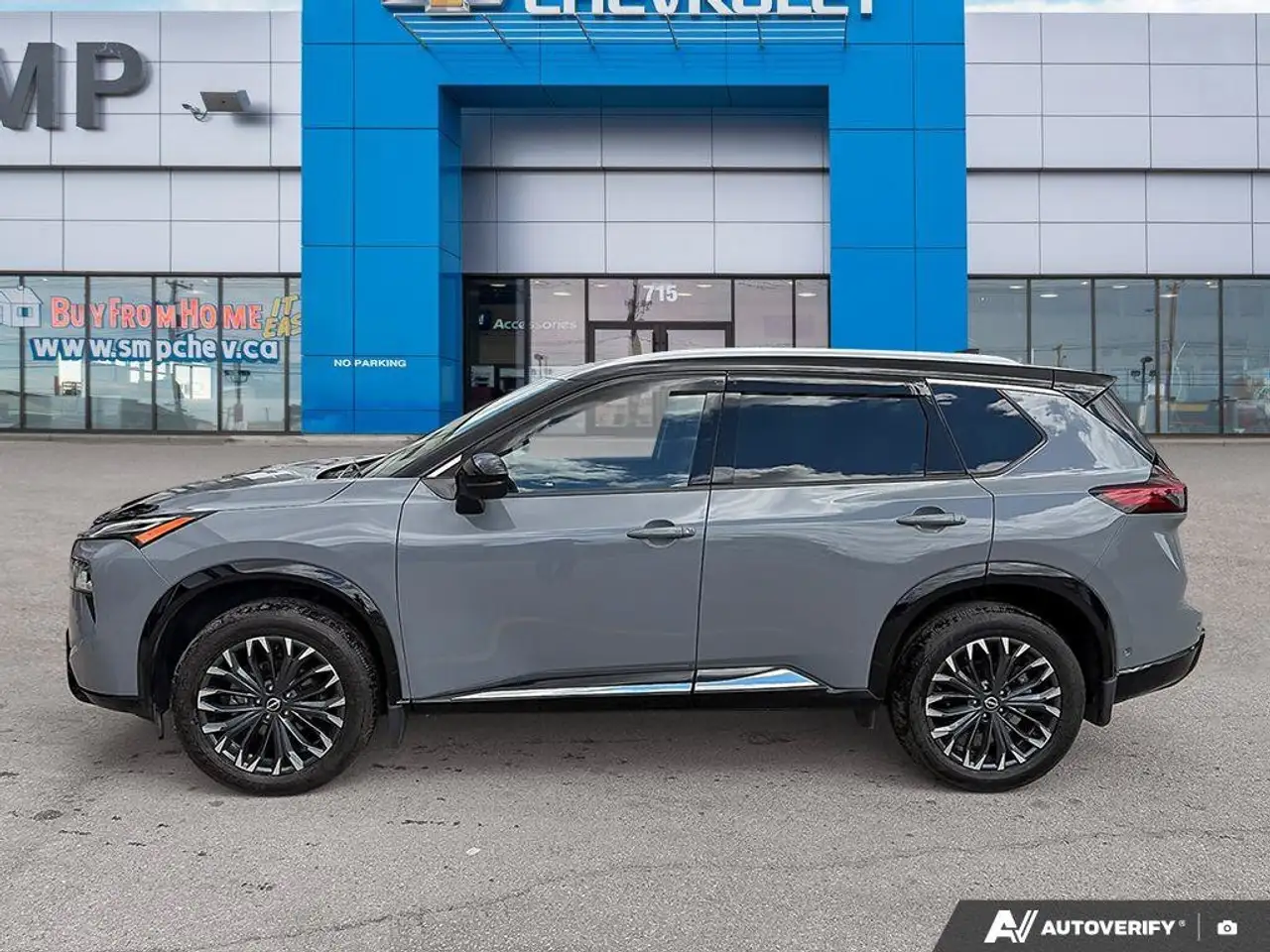 Nissan Rogue fotografie Nissan Rogue