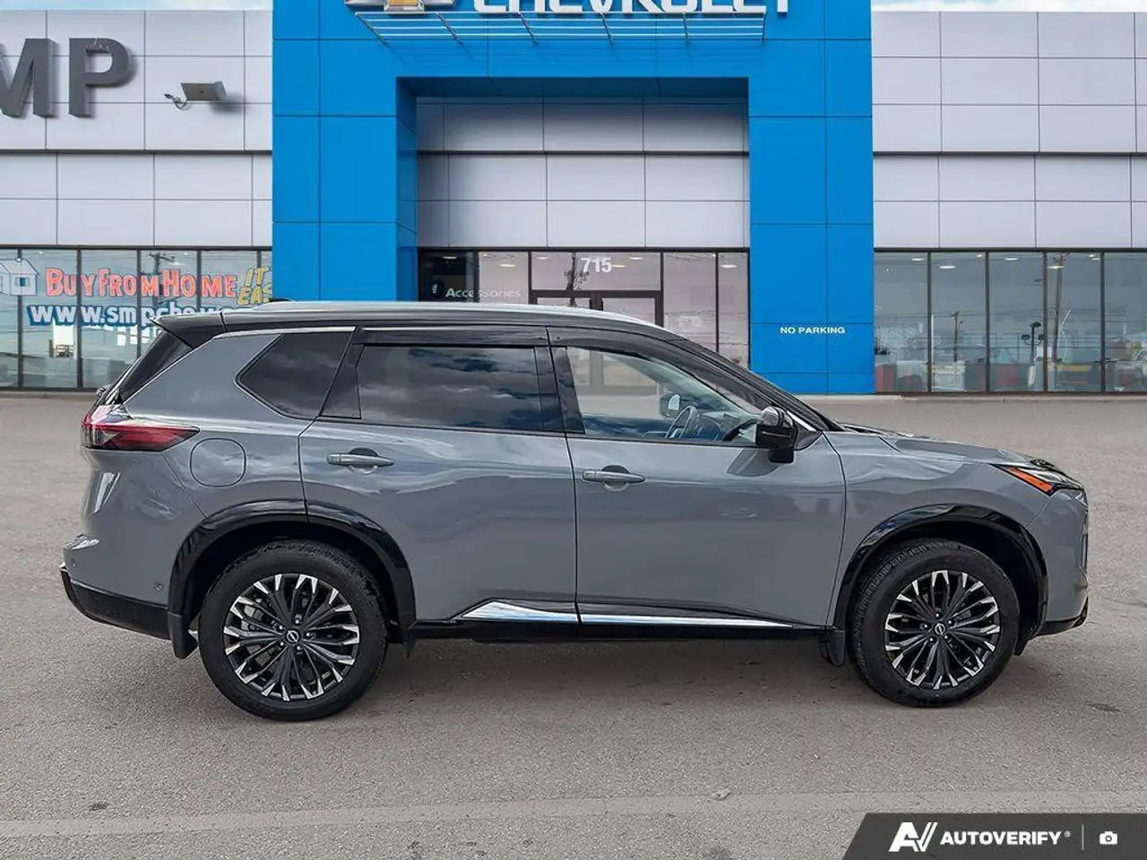 Nissan Rogue fotografie Nissan Rogue