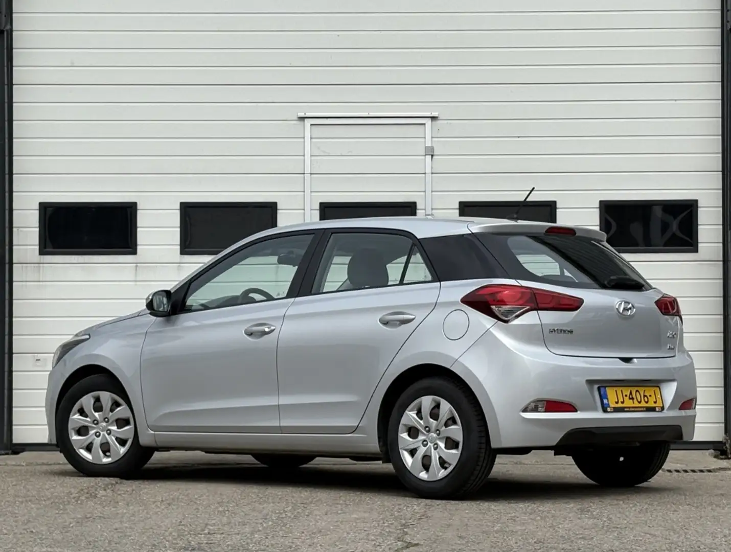 Hyundai i20 1.2 LP i-Drive Cool | Airco | Net binnen! Gris - 2