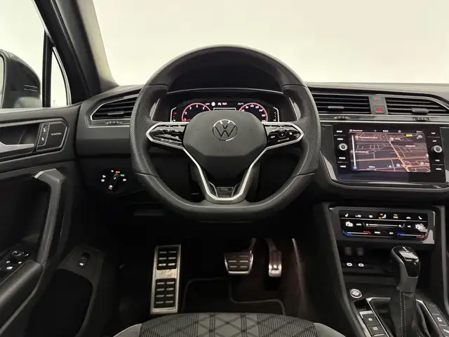 Volkswagen Tiguan view 13