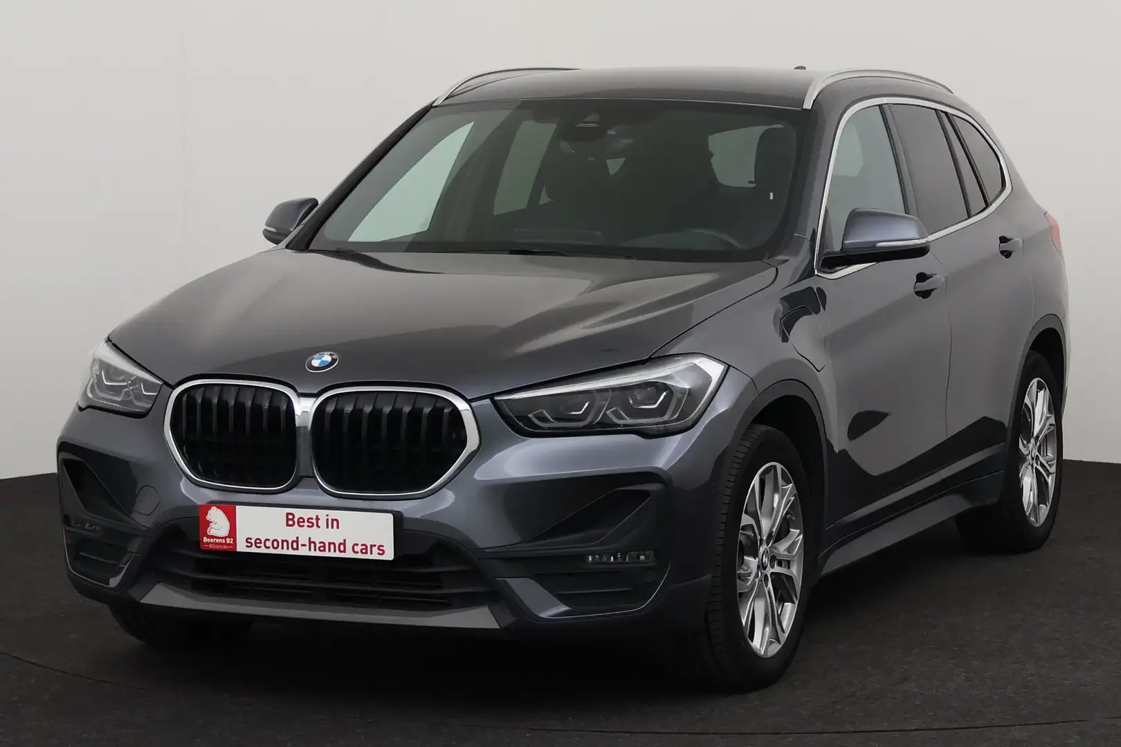 BMW X1 xDRIVE25e iA PHEV COMBINEERT 220PK + GPS + CAMERA Grijs - 1