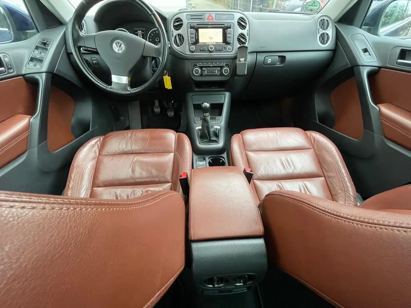 Volkswagen Tiguan Sport & Style 4Motion Pano Leder Navi Blau - 2