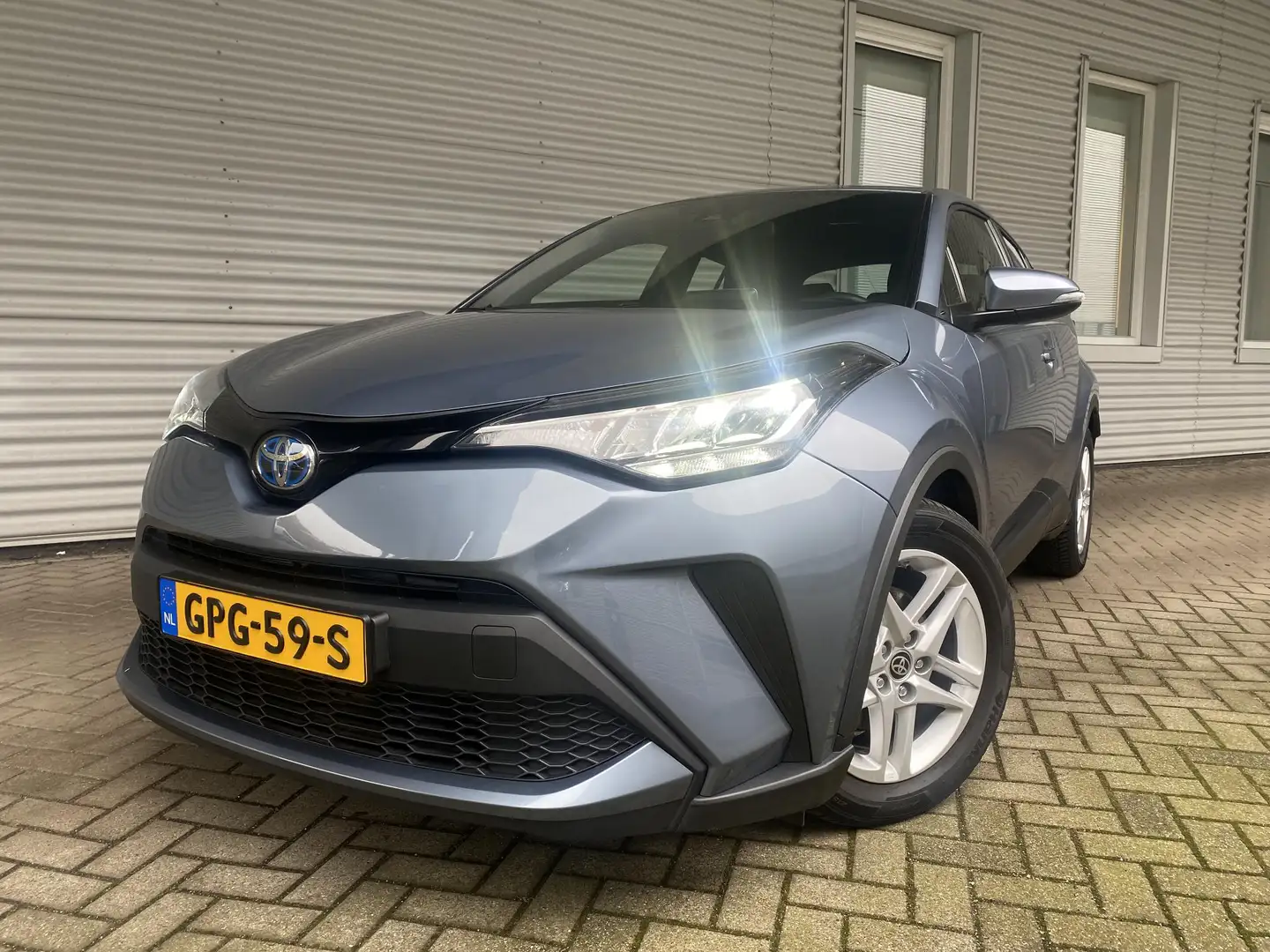 Toyota C-HR 1.8 Hybrid Business Azul - 2