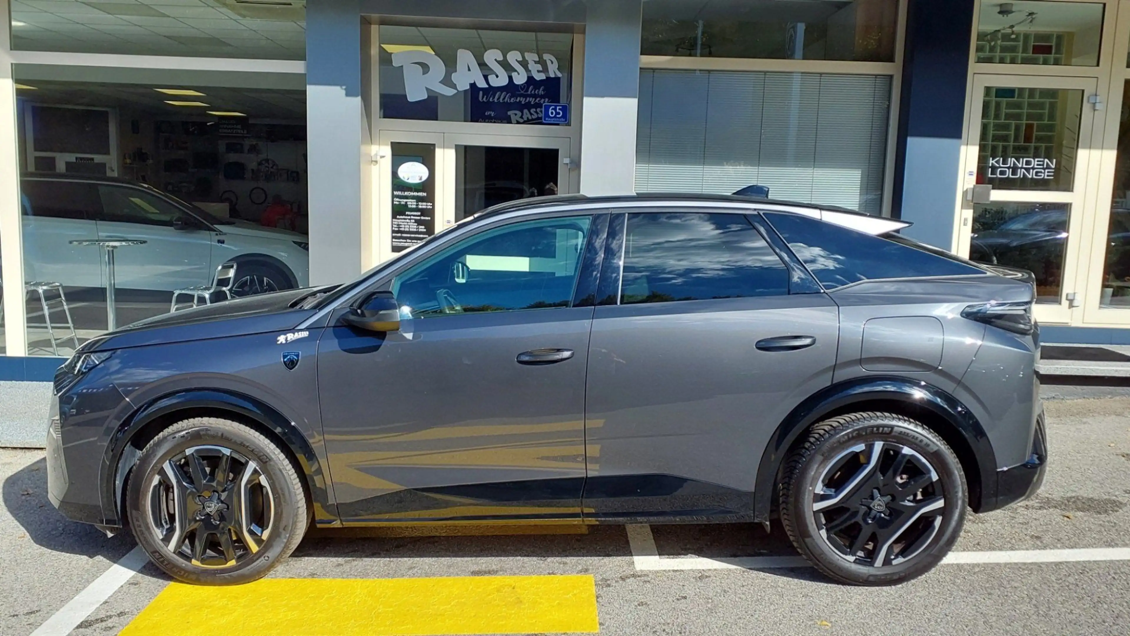 Peugeot 3008 Elektromotor 210 GT — photo 4