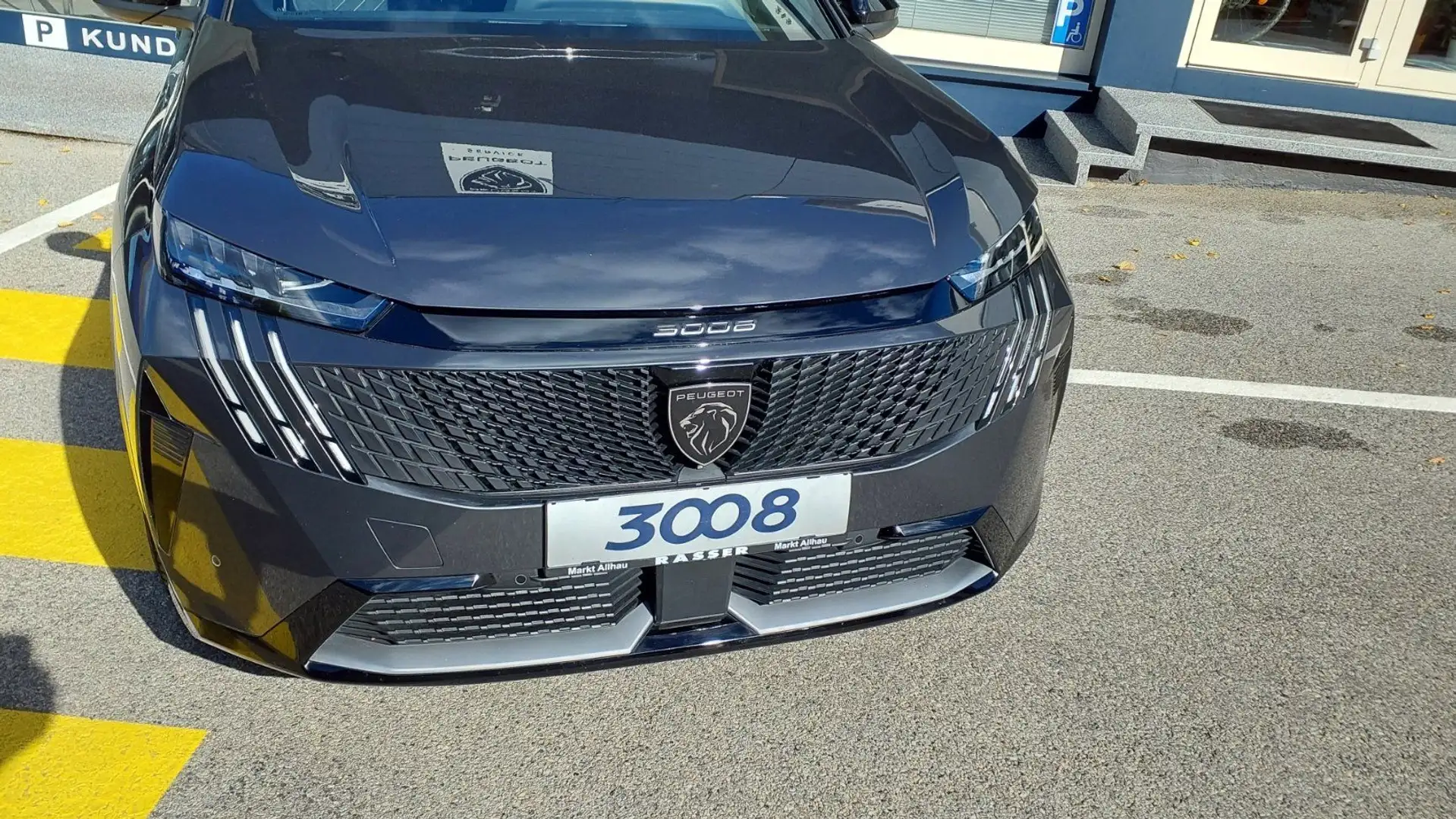 Peugeot 3008 Elektromotor 210 GT Grau - 2