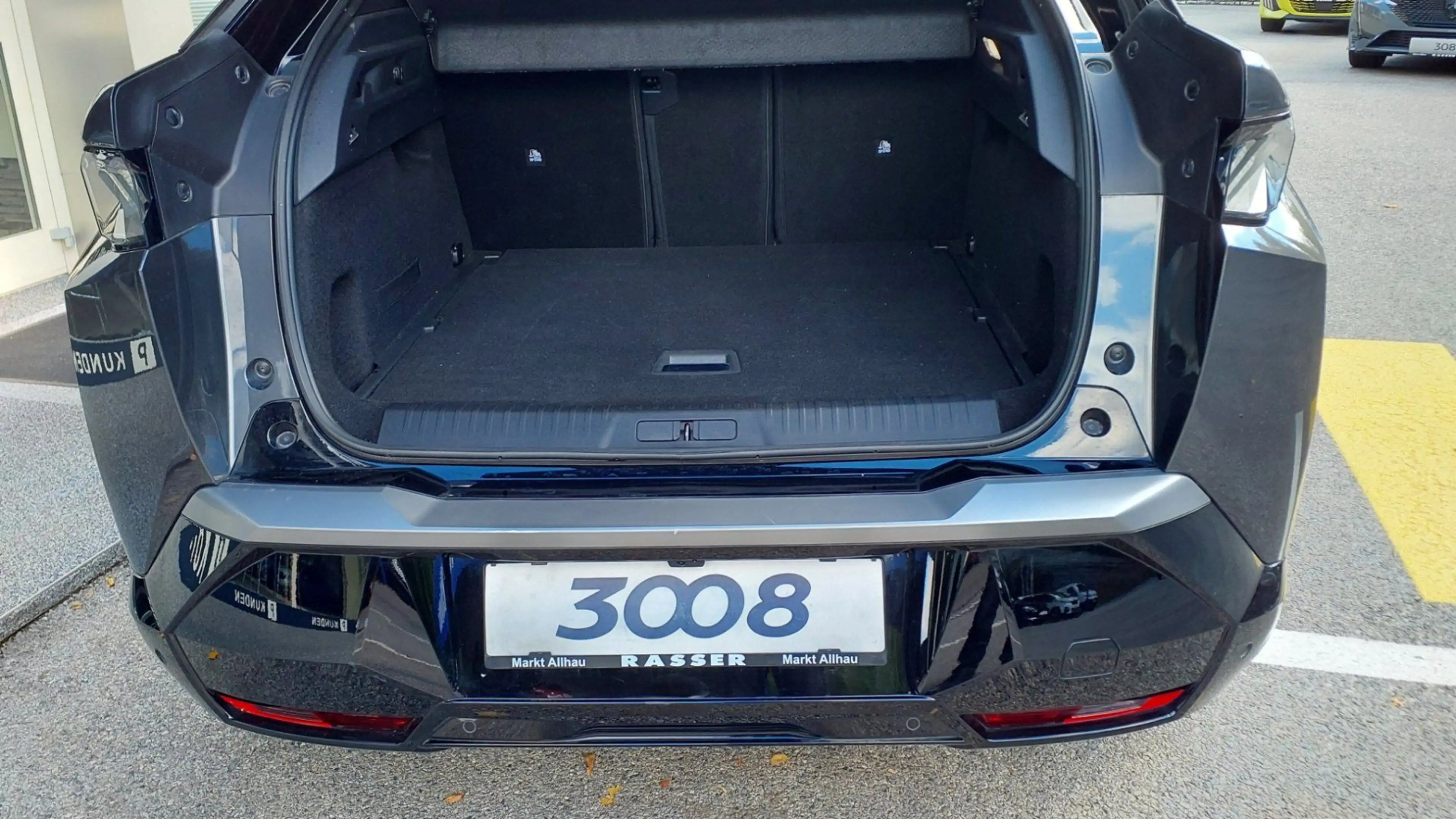 Peugeot 3008 Elektromotor 210 GT — photo 12