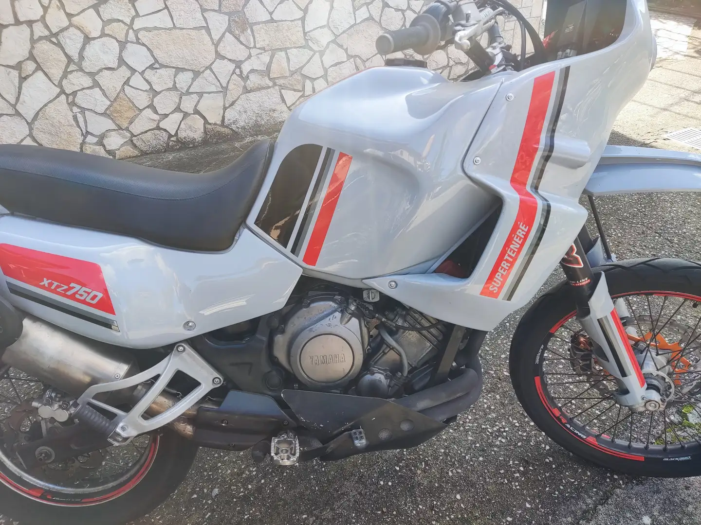 Yamaha XTZ 750 supertenerè Gris - 2