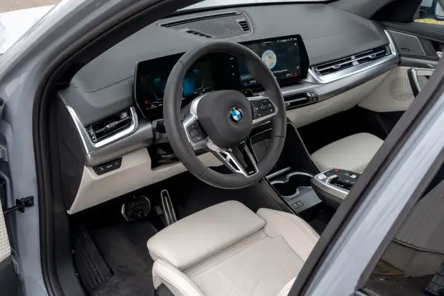 BMW X2 view 12