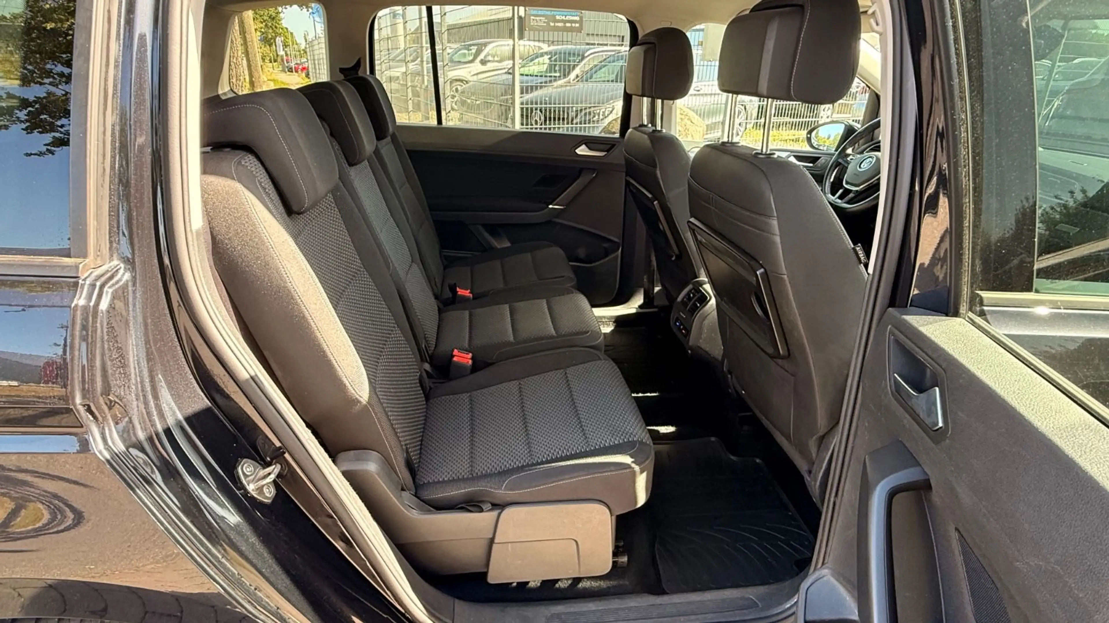 Volkswagen Touran 2.0 TDI Allstar Comfortline BMT Standhzg. — photo 6