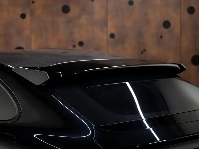 Porsche Cayenne view 11
