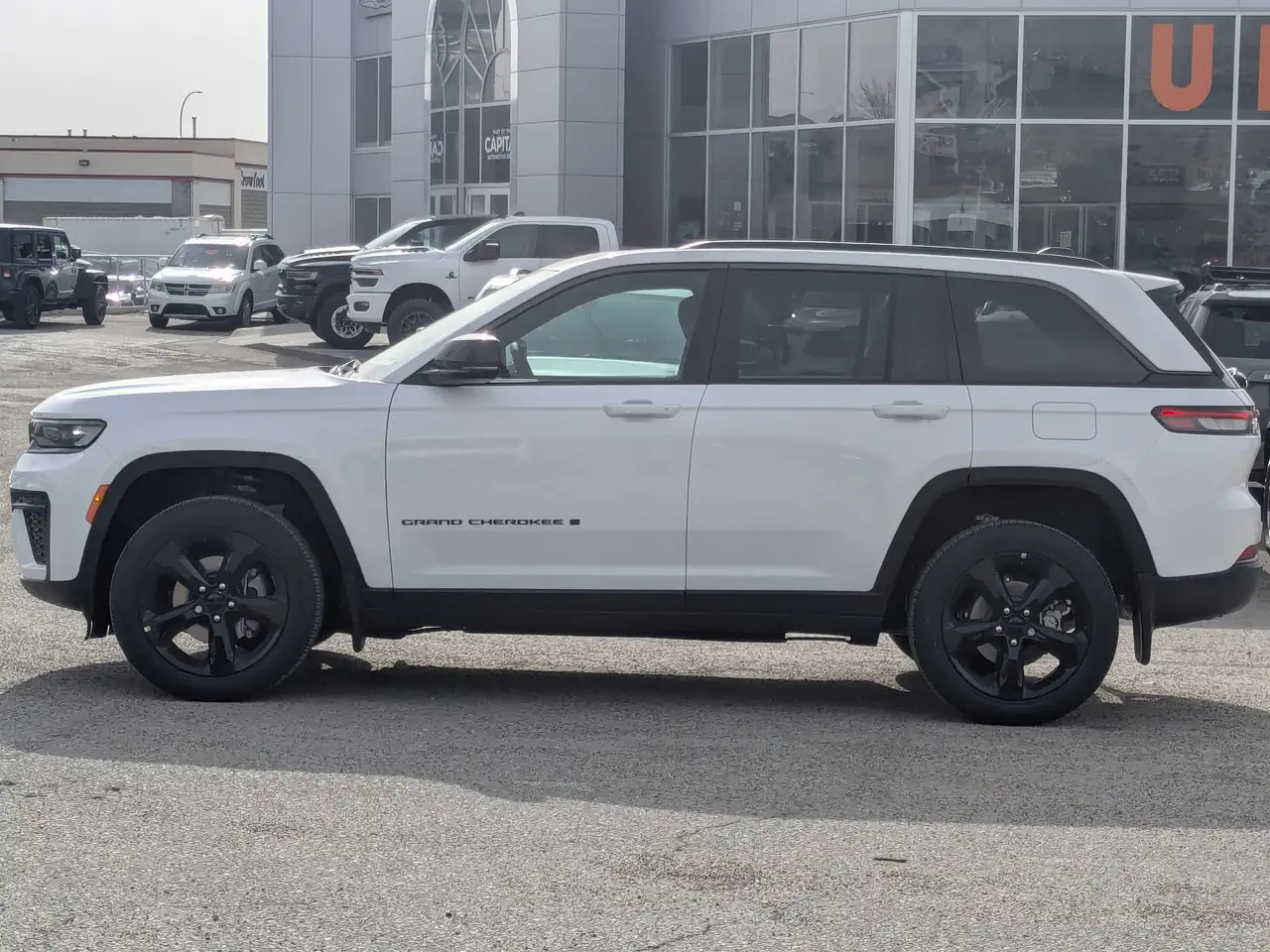 Jeep Grand Cherokee снимка Jeep Grand Cherokee