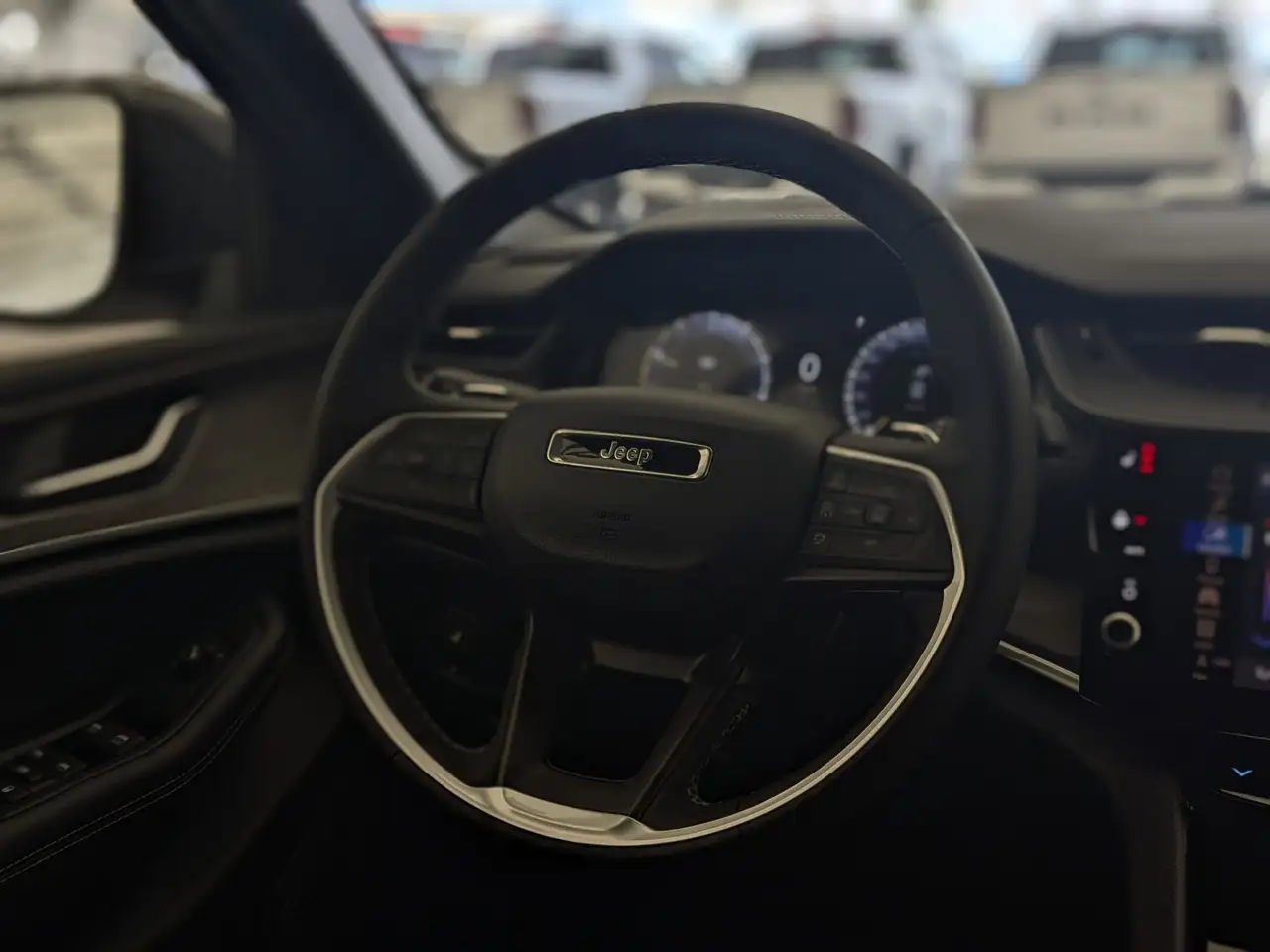 Jeep Grand Cherokee снимка Jeep Grand Cherokee