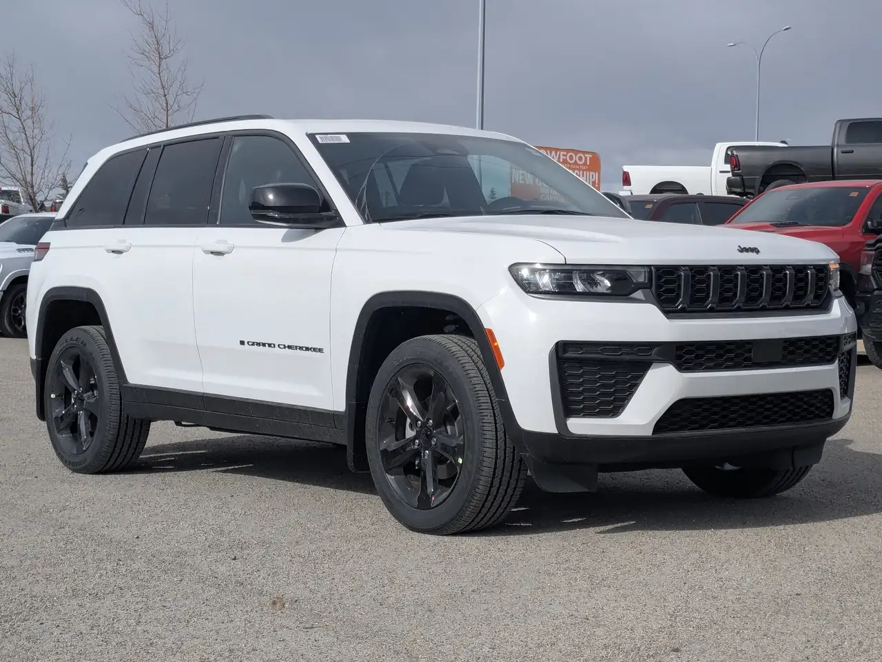 Jeep Grand Cherokee снимка Jeep Grand Cherokee