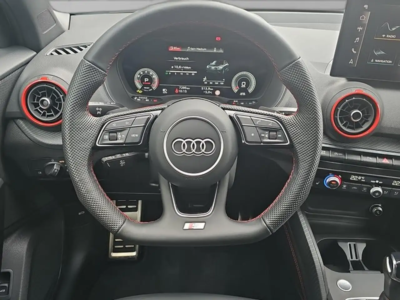 Audi Q2 35 TFSI S line S tronic Navi LED 11