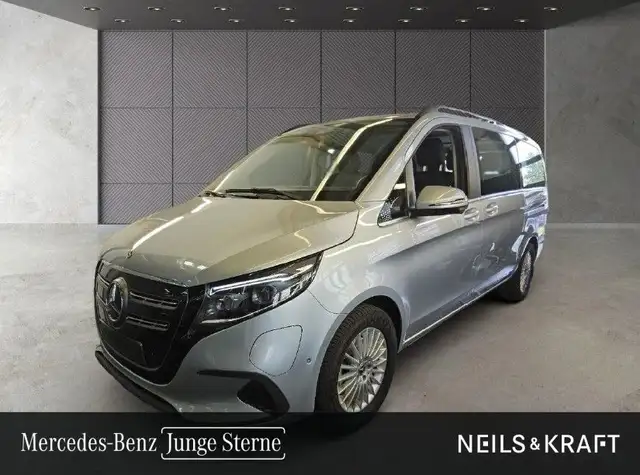 Mercedes-Benz null