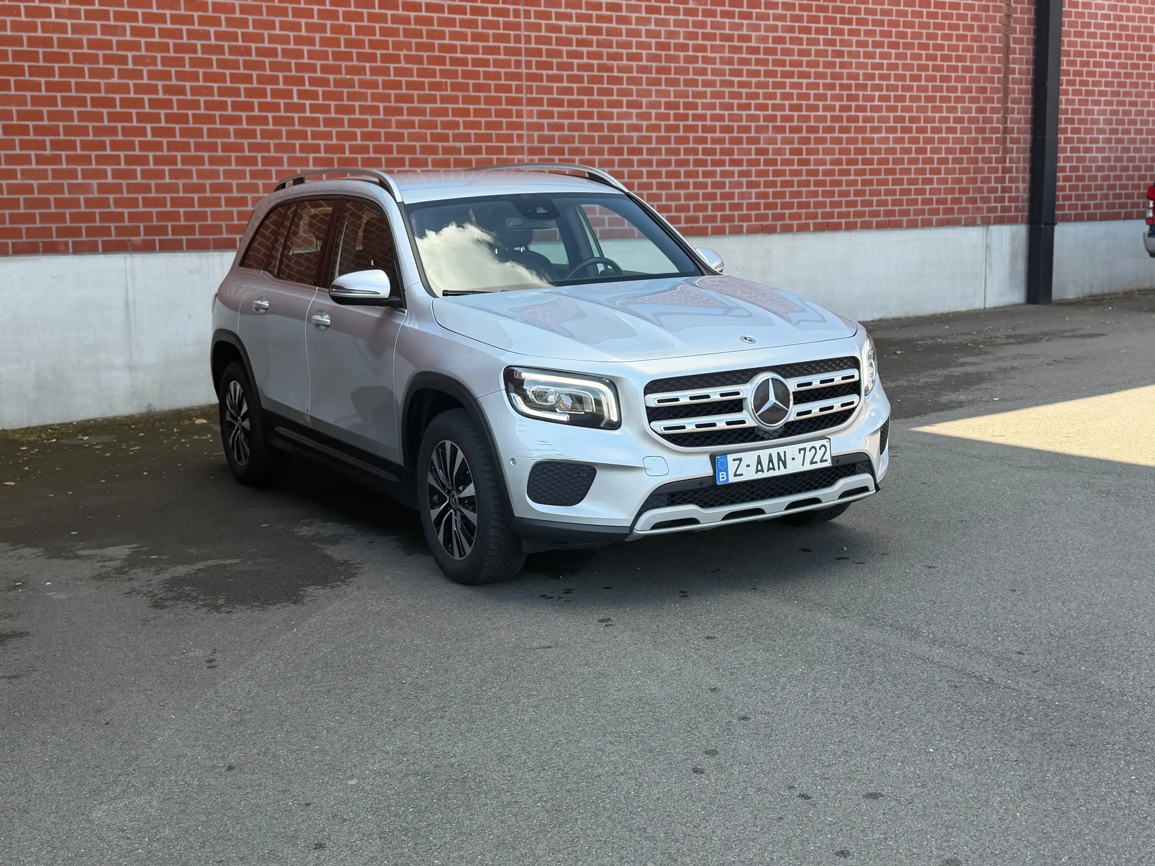 Mercedes-Benz GLB 180 GLB 180 d — photo 3